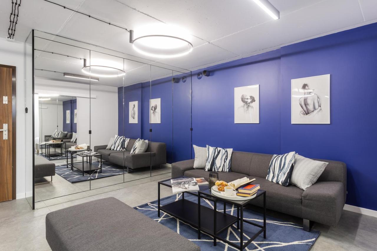 Family Center Apartments Cracovia Esterno foto